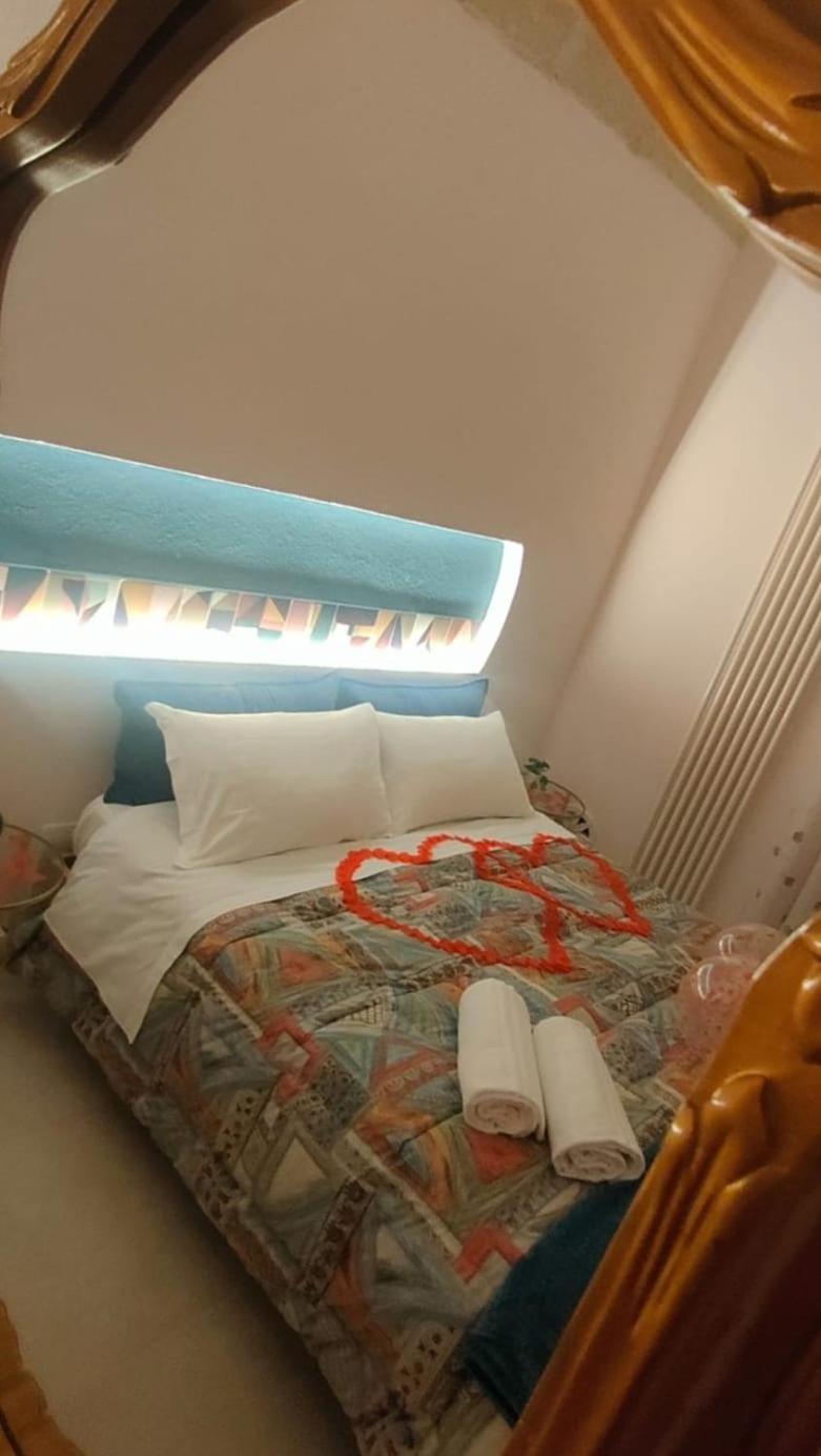 Lovely & Chic Rooms Nei Sassi Матера Экстерьер фото