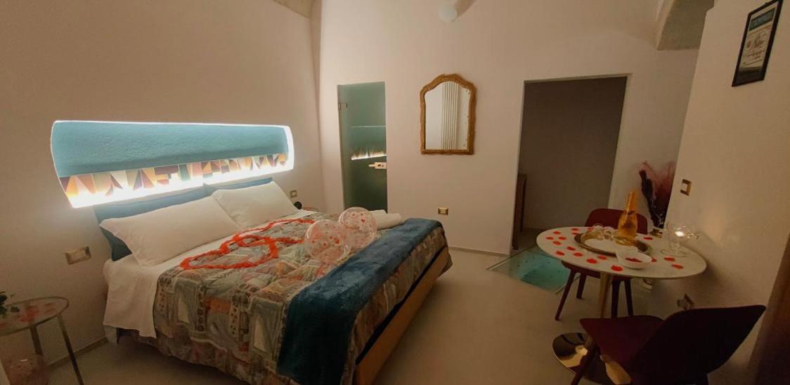 Lovely & Chic Rooms Nei Sassi Матера Экстерьер фото