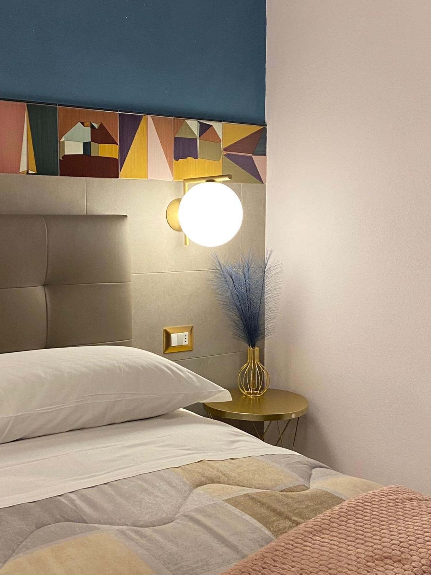 Lovely & Chic Rooms Nei Sassi Матера Экстерьер фото