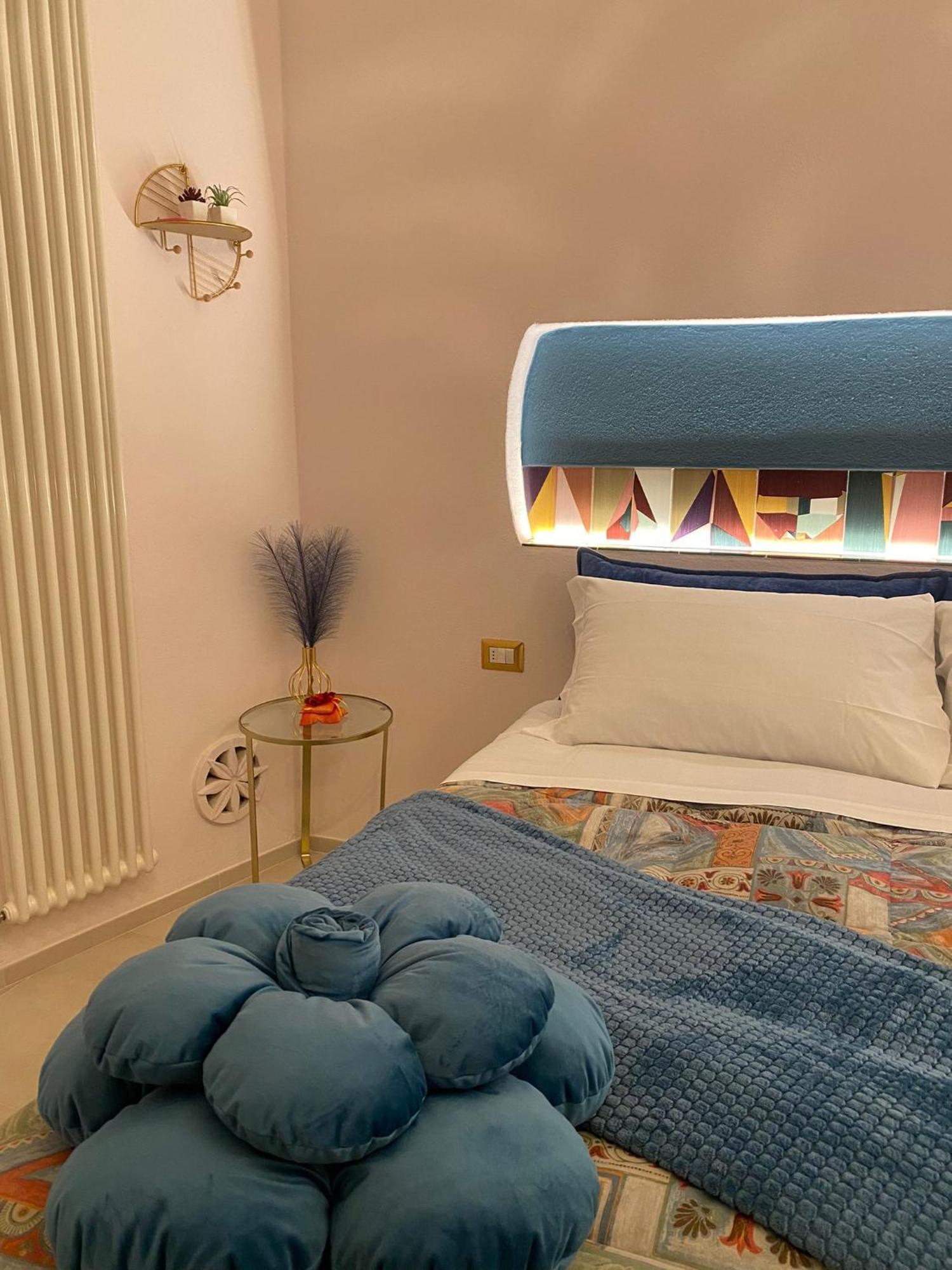 Lovely & Chic Rooms Nei Sassi Матера Экстерьер фото