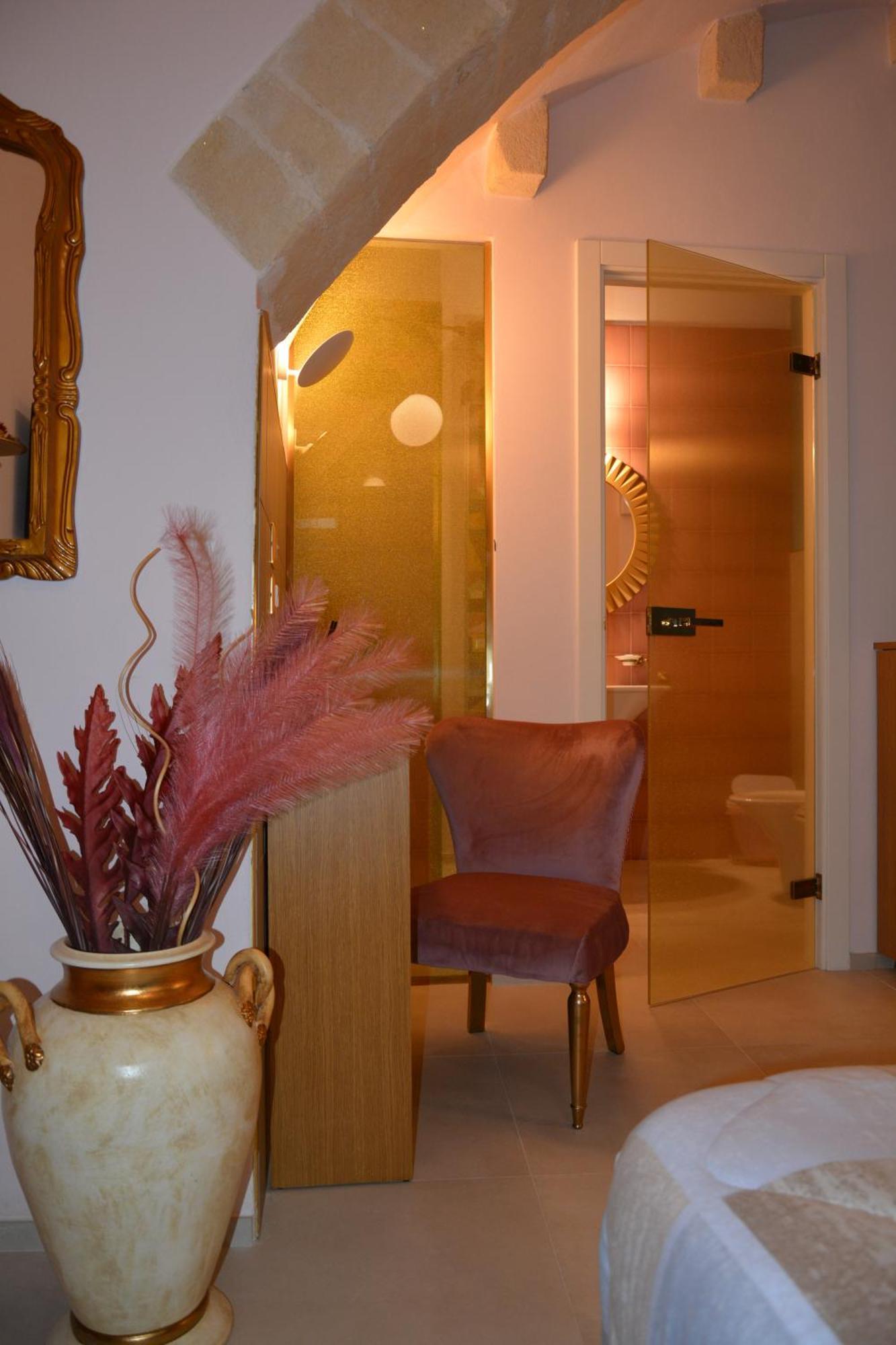 Lovely & Chic Rooms Nei Sassi Матера Экстерьер фото